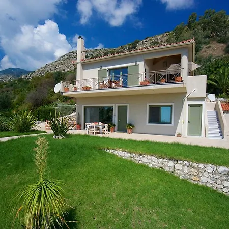 Koralia Holiday home *